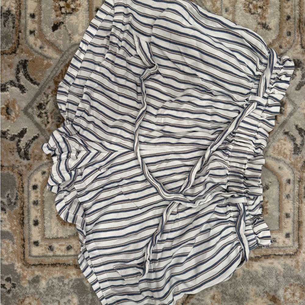 Hollister Striped shorts
